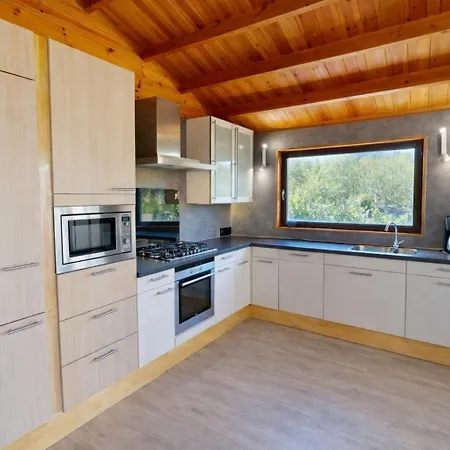 Durbuy, Serenae Chalet, Air Conditionne,sauna, Pmr, Garage Pour Velos Et Motos Prázdninový dům Durbuy