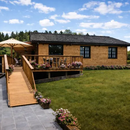 Prázdninový dům Durbuy, Serenae Chalet, Air Conditionne,sauna, Pmr, Garage Pour Velos Et Motos *