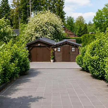 Durbuy, Serenae Chalet, Air Conditionne,sauna, Pmr, Garage Pour Velos Et Motos * Durbuy