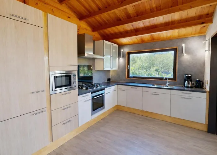 Durbuy, Serenae Chalet, Sauna, Accessible Vakantiehuis Durbuy