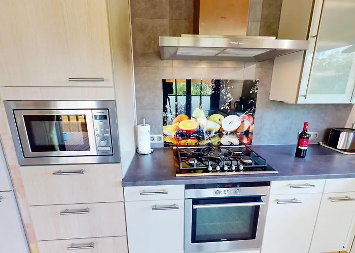 Vakantiehuis Durbuy, Serenae Chalet, Sauna, Accessible